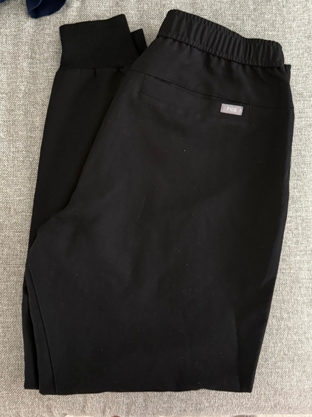 Figs Men's Black Jogger Medical Scrubs Pants with Elastic Waist